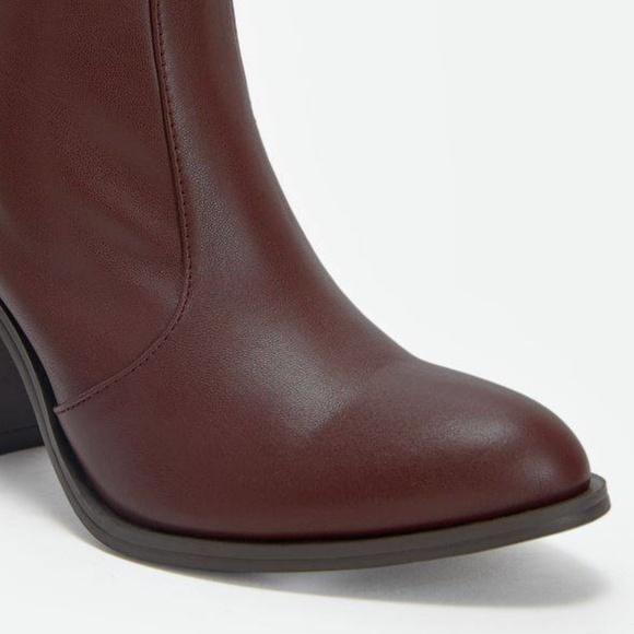 Just Fab Gwendolnn Women's Leather Boots Sz 6, 8 - Picture 4 of 5